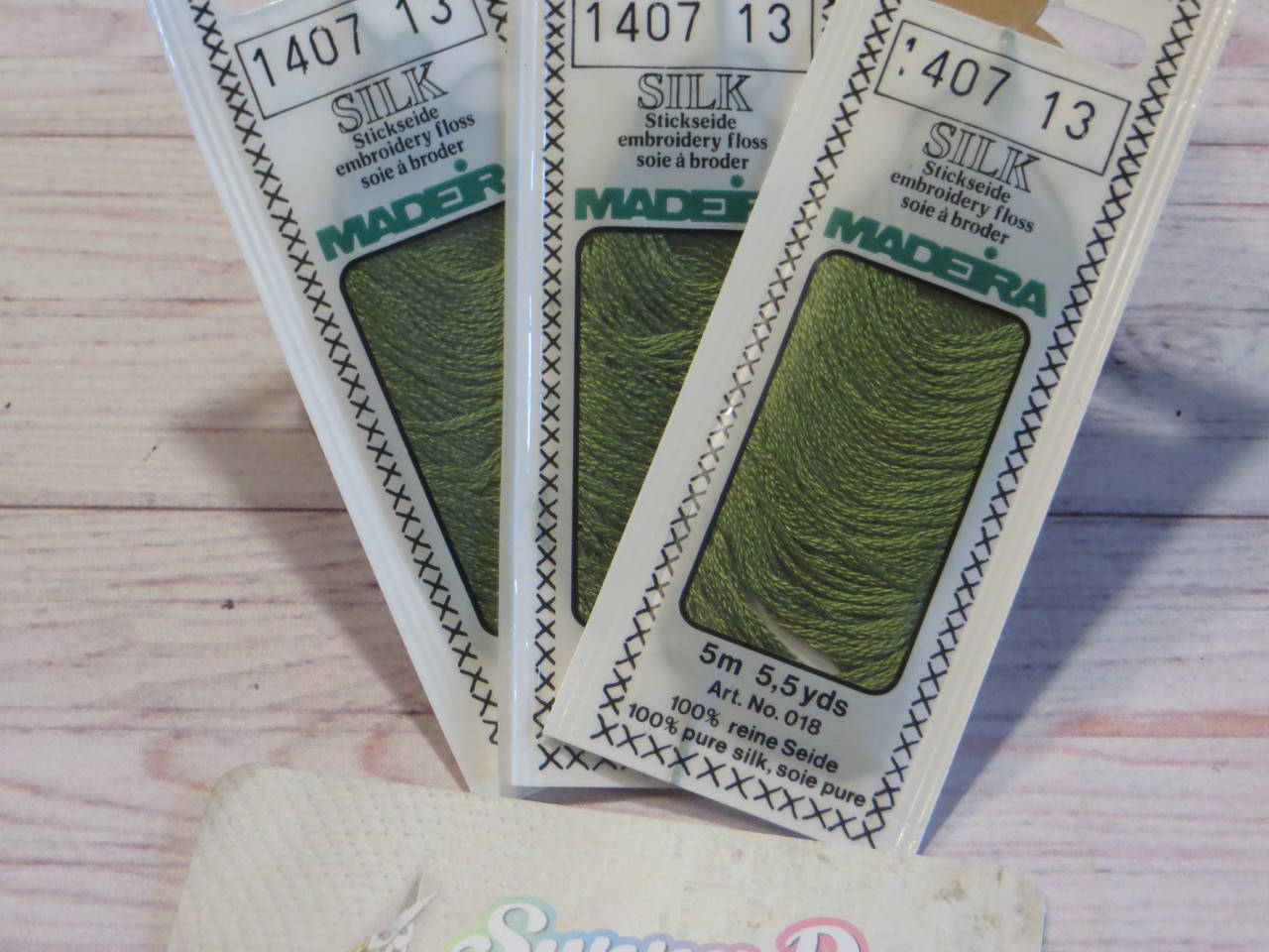 

Мулине Madeira Silk, 1407