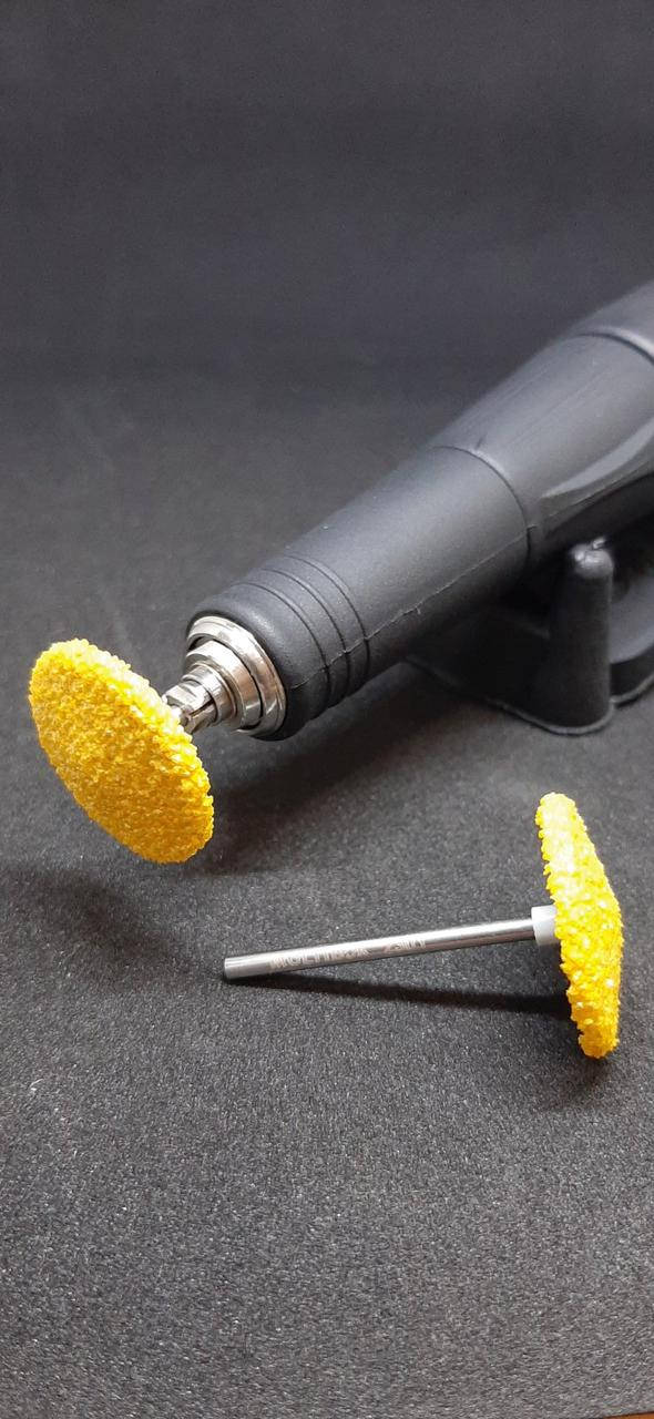 

Педикюрный мультибор многоразовый подо диск с нанесённым абразивом 23 мм 40 грит