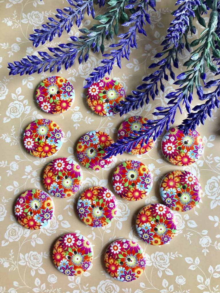 

Пуговица деревянная 2.5 см (1 шт), Разные цвета