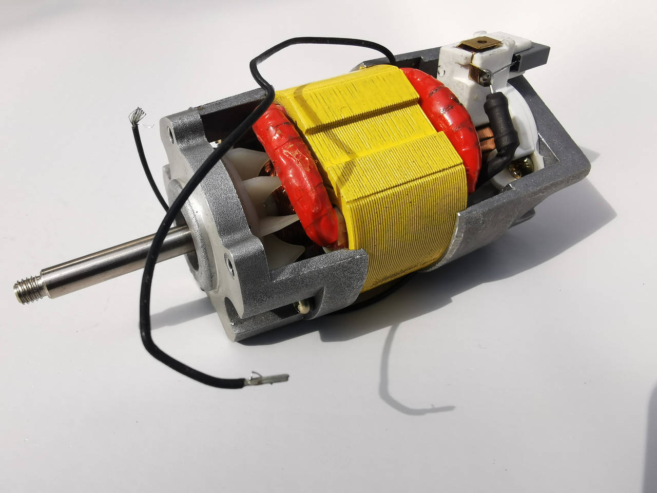 

Электромотор Leister triac s 100.276