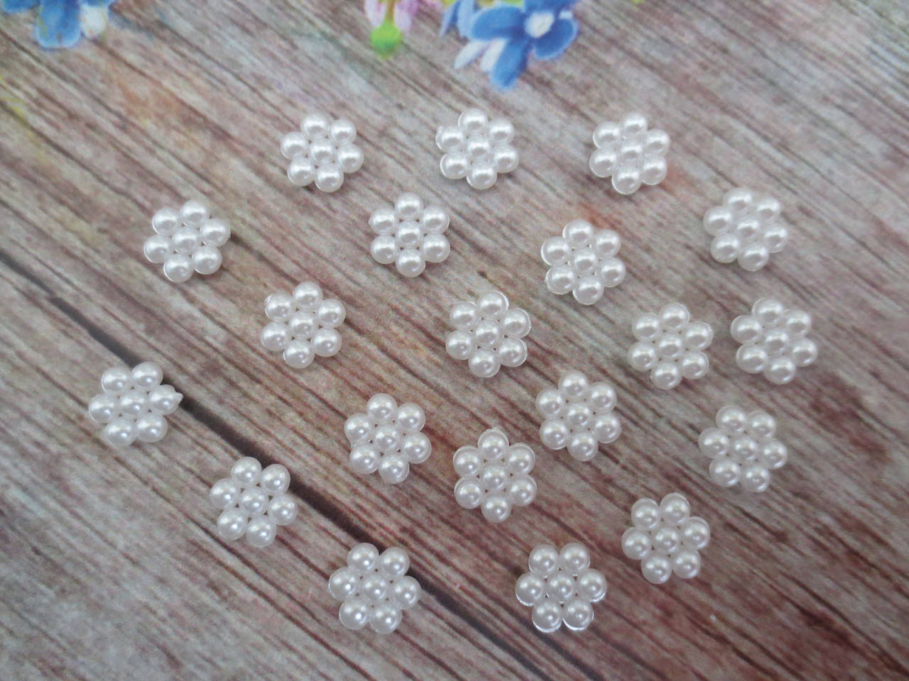 

Пластиковый жемчужный декор "Цветочек", цвет белый, 9х9 мм, 20 шт
