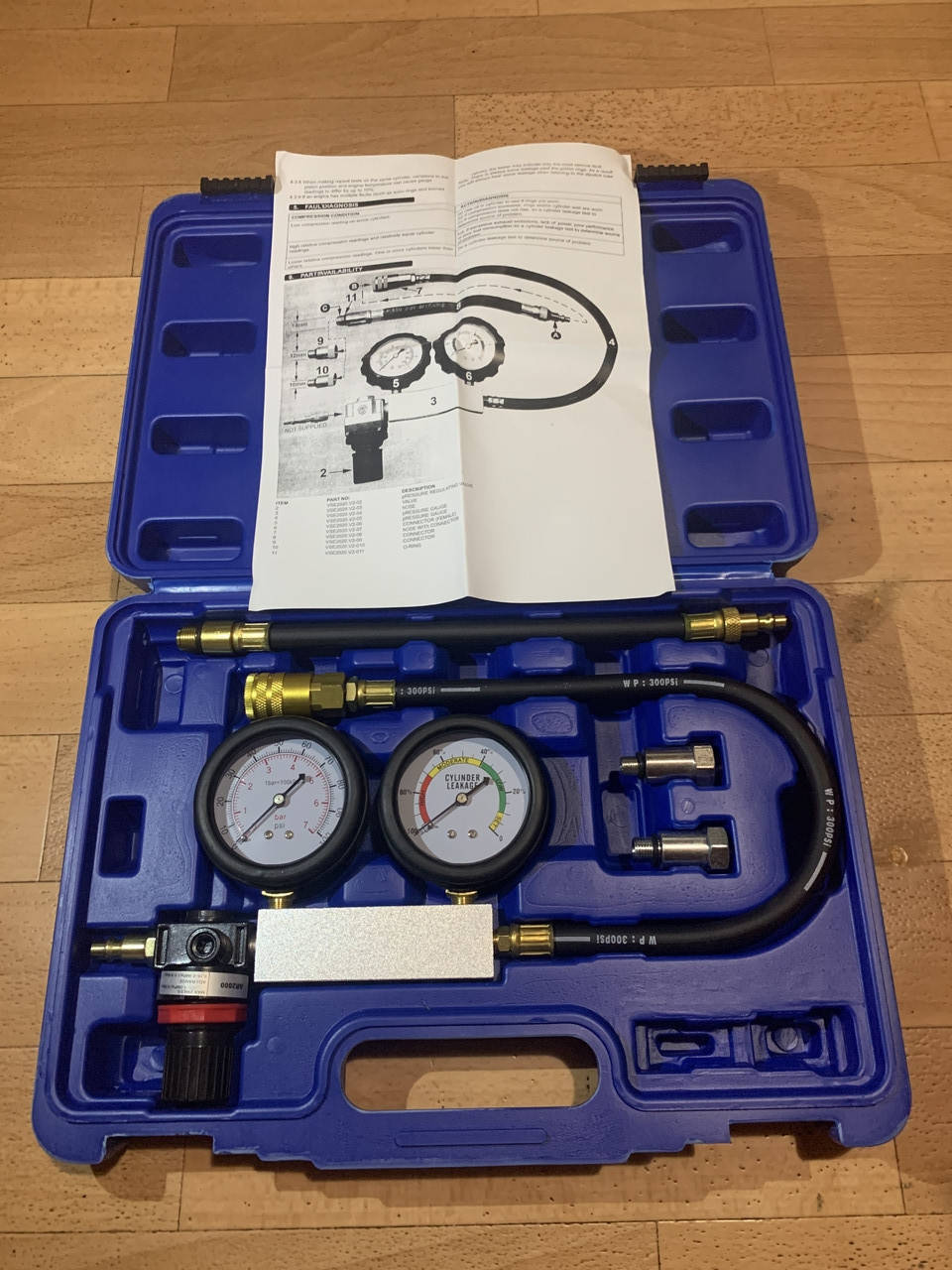 

Тестер герметичности цилиндров с адаптерами Geko