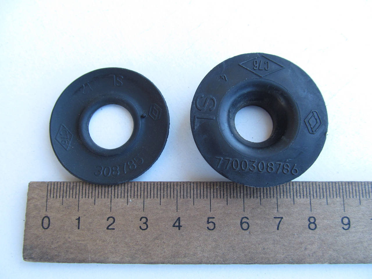 

Заглушка стеклоочистителя рено трафик опель виваро ниссан примастар шайба шпильки поводка дворника 01-14