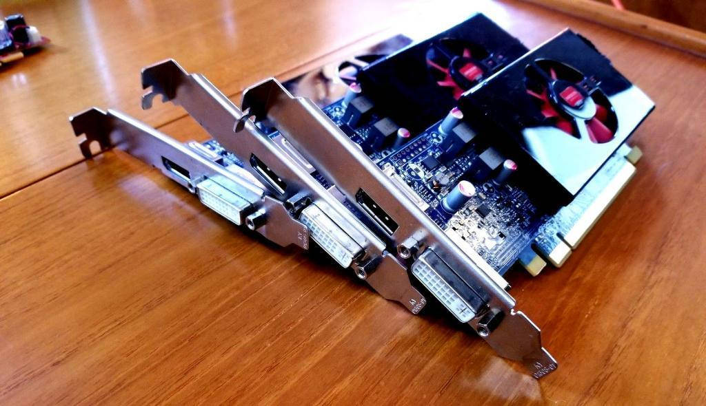 

Быстрая видеокарта Radeon HD7570 1GB GDDR5 128bit 4K любой профиль!