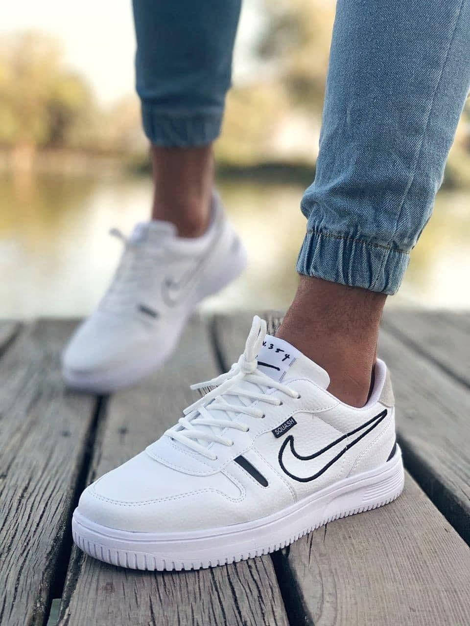 

Кроссовки Nike Squash White Скваш Размер 41 (26.5см), Белый