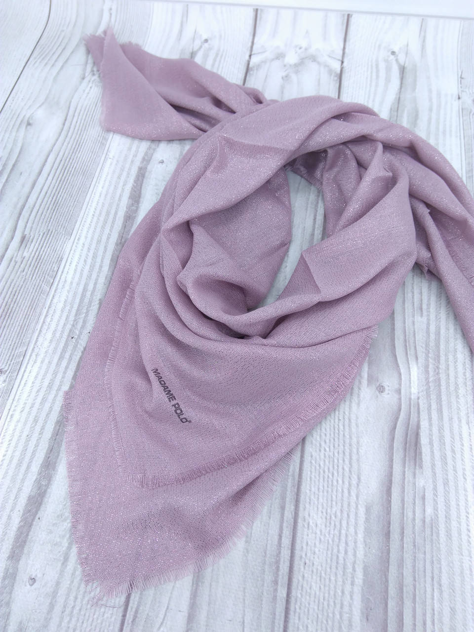 

Платок блестящий с люрексом