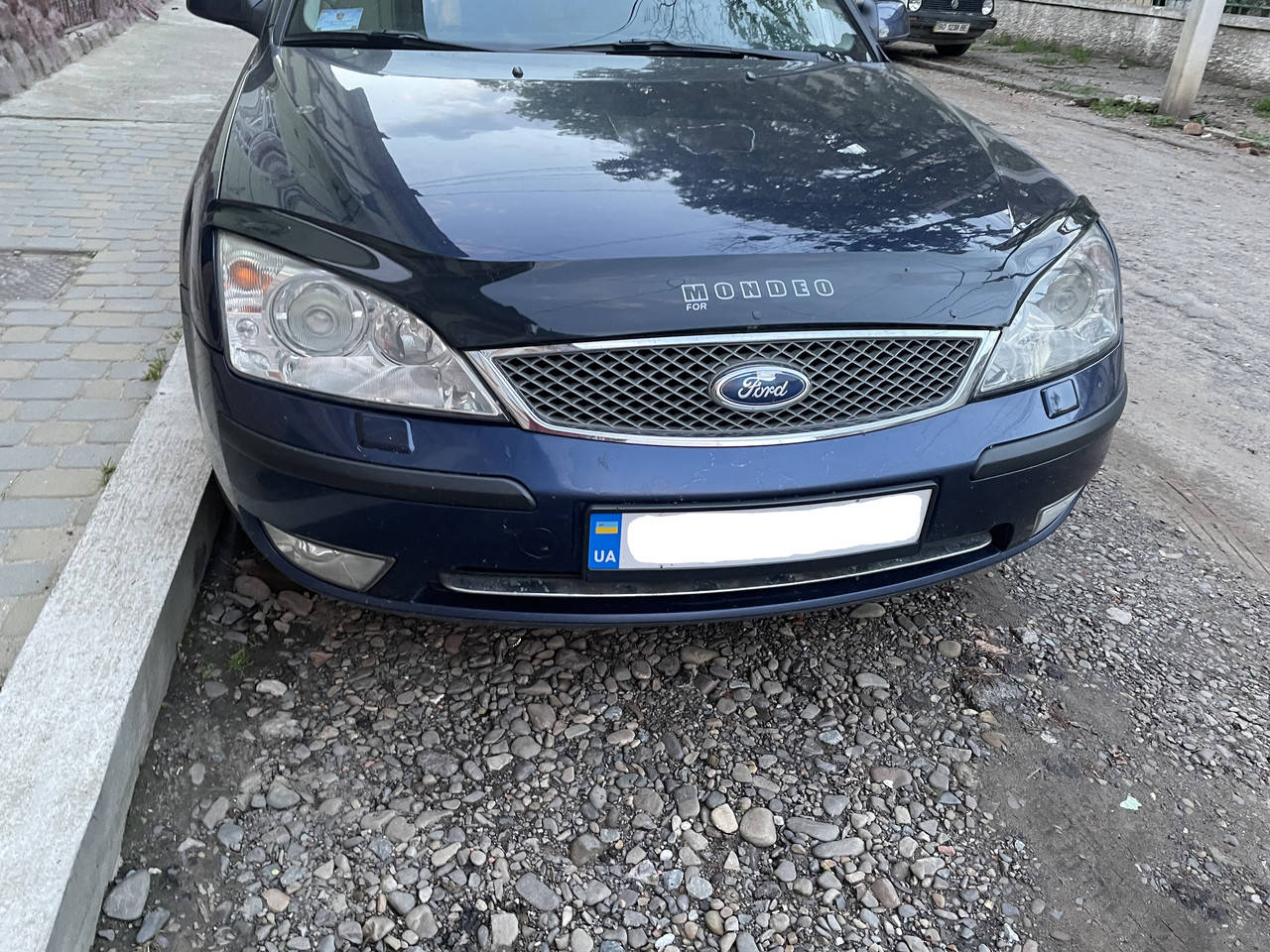 

Дефлектор капота, мухобойка FORD Mondeo III с 2001-2006 г.в. VIP