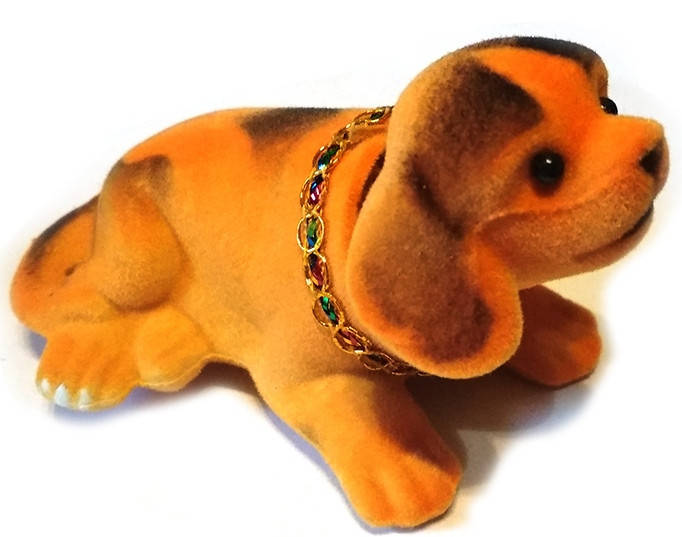 

Игрушка СОБАКА на торпеду (качающаяся голова)