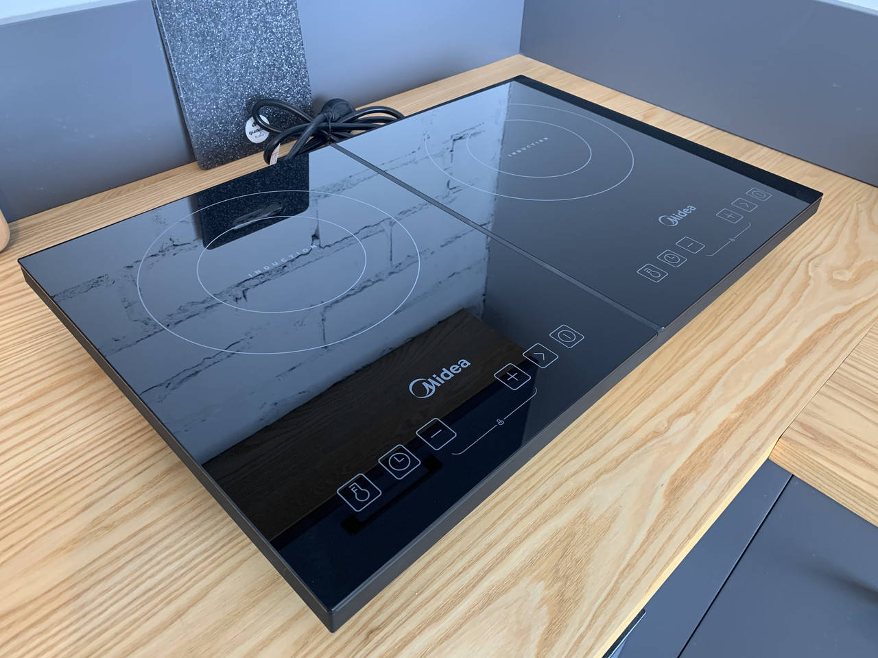 

Электроплита индукционная MIDEA MC-ID356-Y