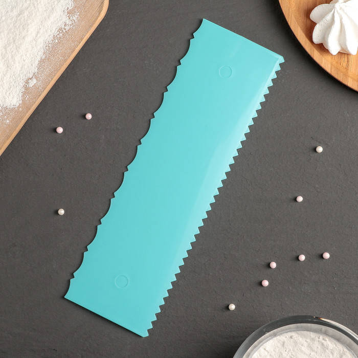 

Шпатель кондитерський пластиковий фігурний №1