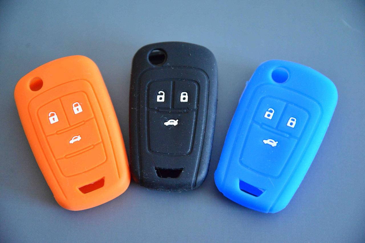 

Чехол на корпус выкидного ключа для OPEL INSIGNIA (Опель Инсигния) 3 - кнопки, лезвие HU100