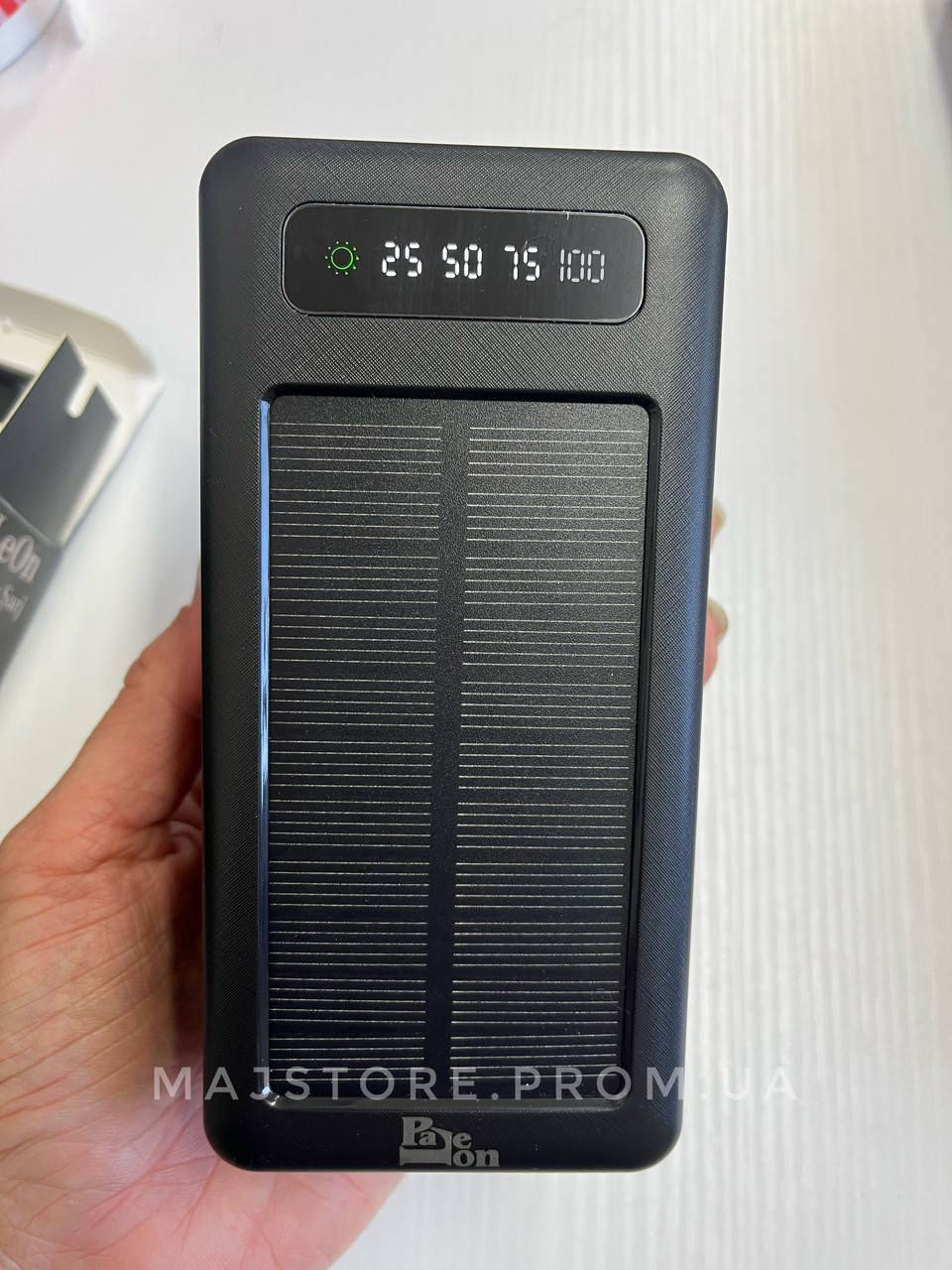 

Power Bank Paleon 30000 mAH Original с солнечными батареями черный