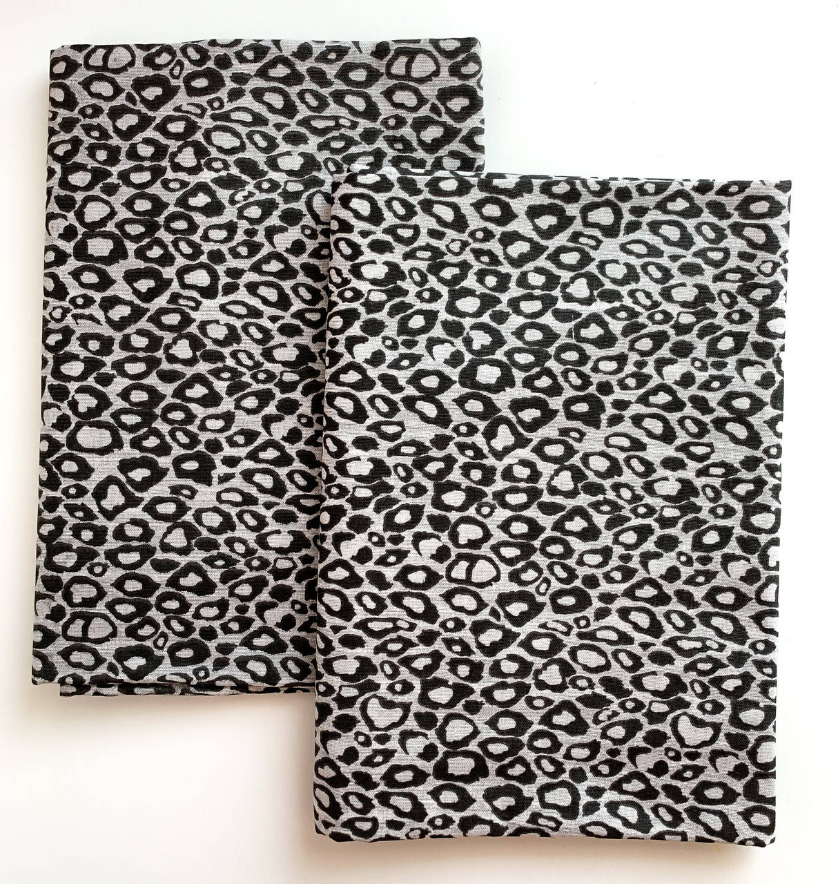 

Наволочки леопардовые 70 * 70 см, 100% хлопок, Черный