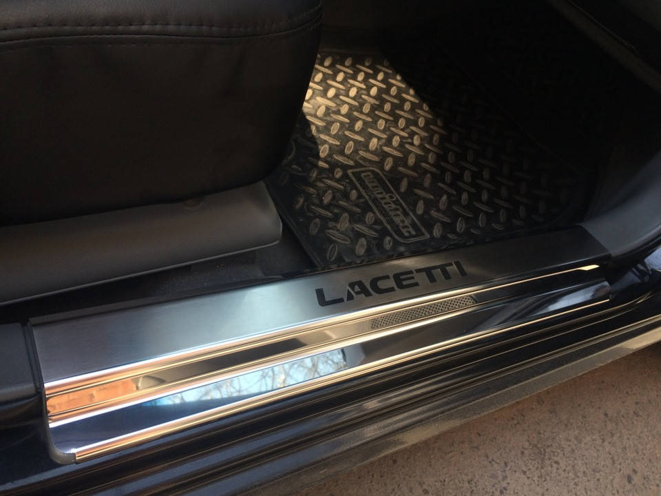 

Накладки на пороги салона Chevrolet Lacetti (шевроле лачетти) 4шт. Premium