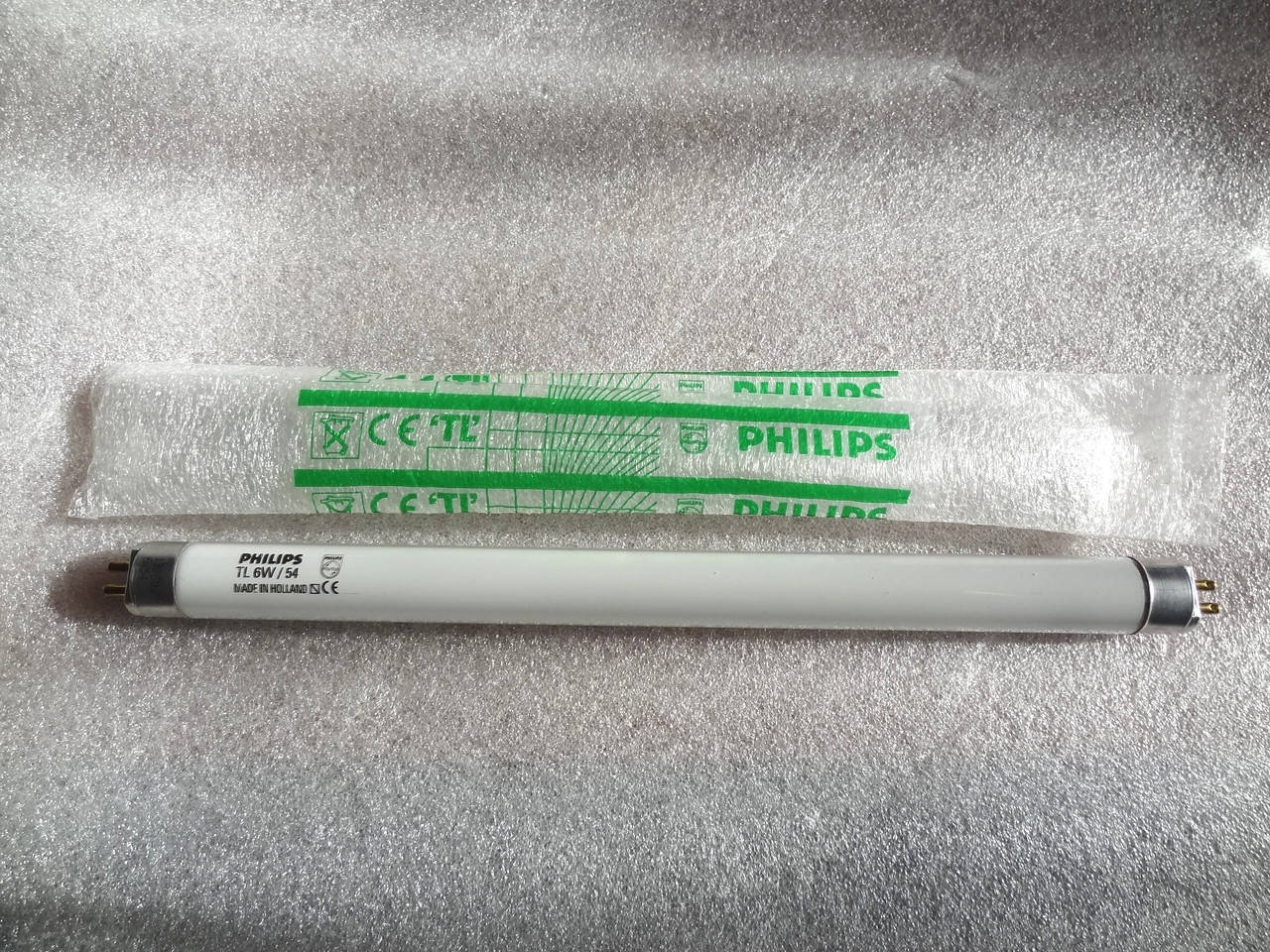 

Лампа Philips TL Mini 6W/54-765 6200К