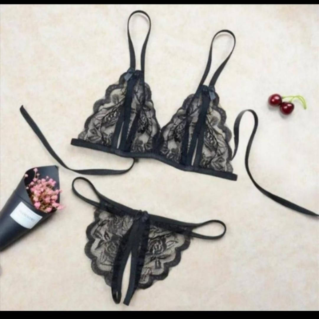 

Комплект кружевного нижнего белья