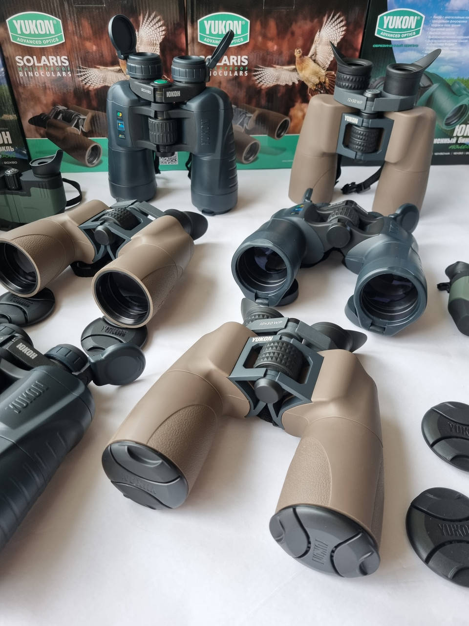 

Бинокль YUKON 10x50 WA