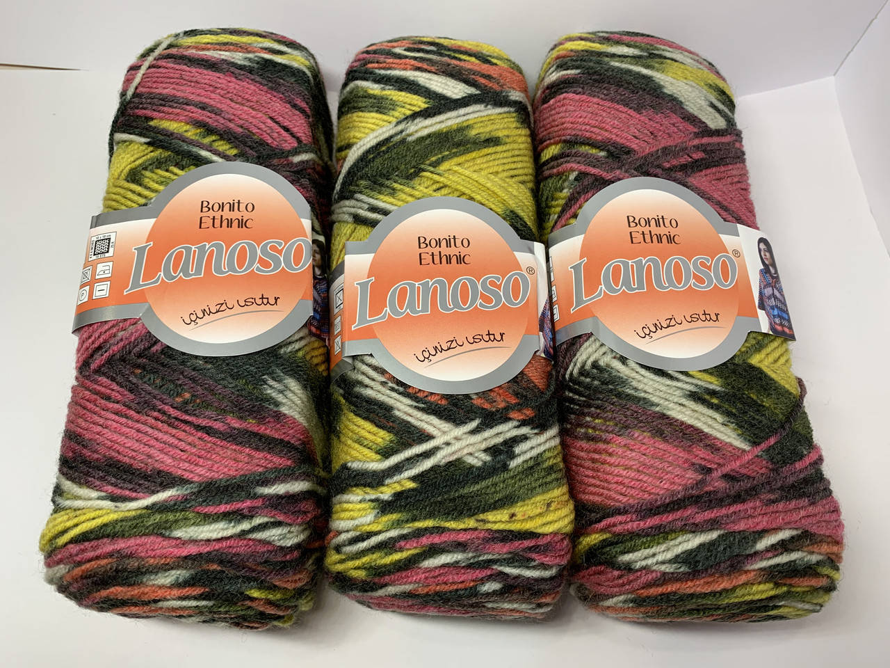 

Турецкая Пряжа Bonito ethnic 49% шерсть 51% акрил