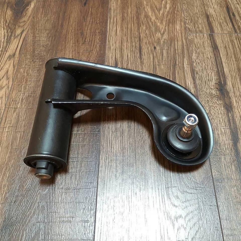 

Рычаг передний вeрхний Mercedes W210 (06.1995 - 03.2003)