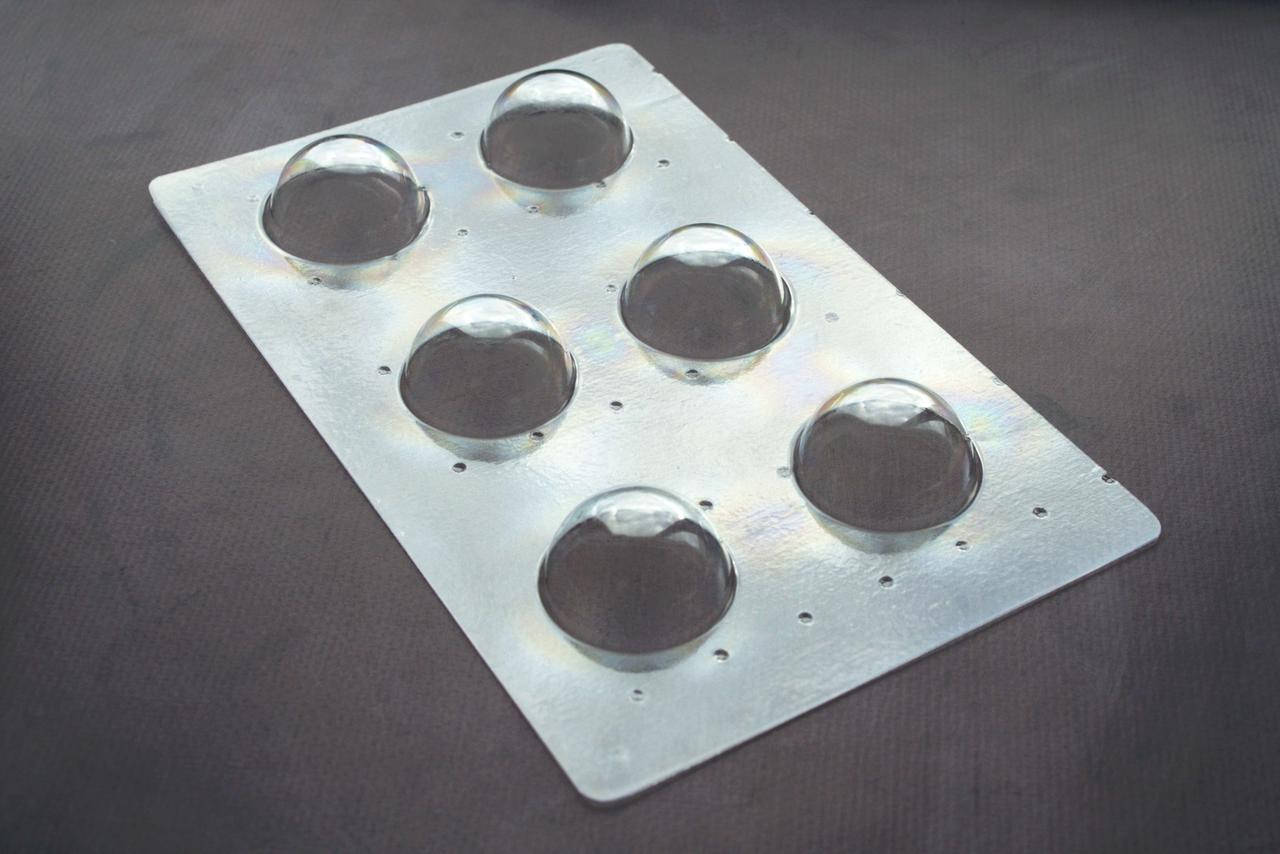 

Форма для шоколада пластиковая "Полусфера 6шт" (4см)