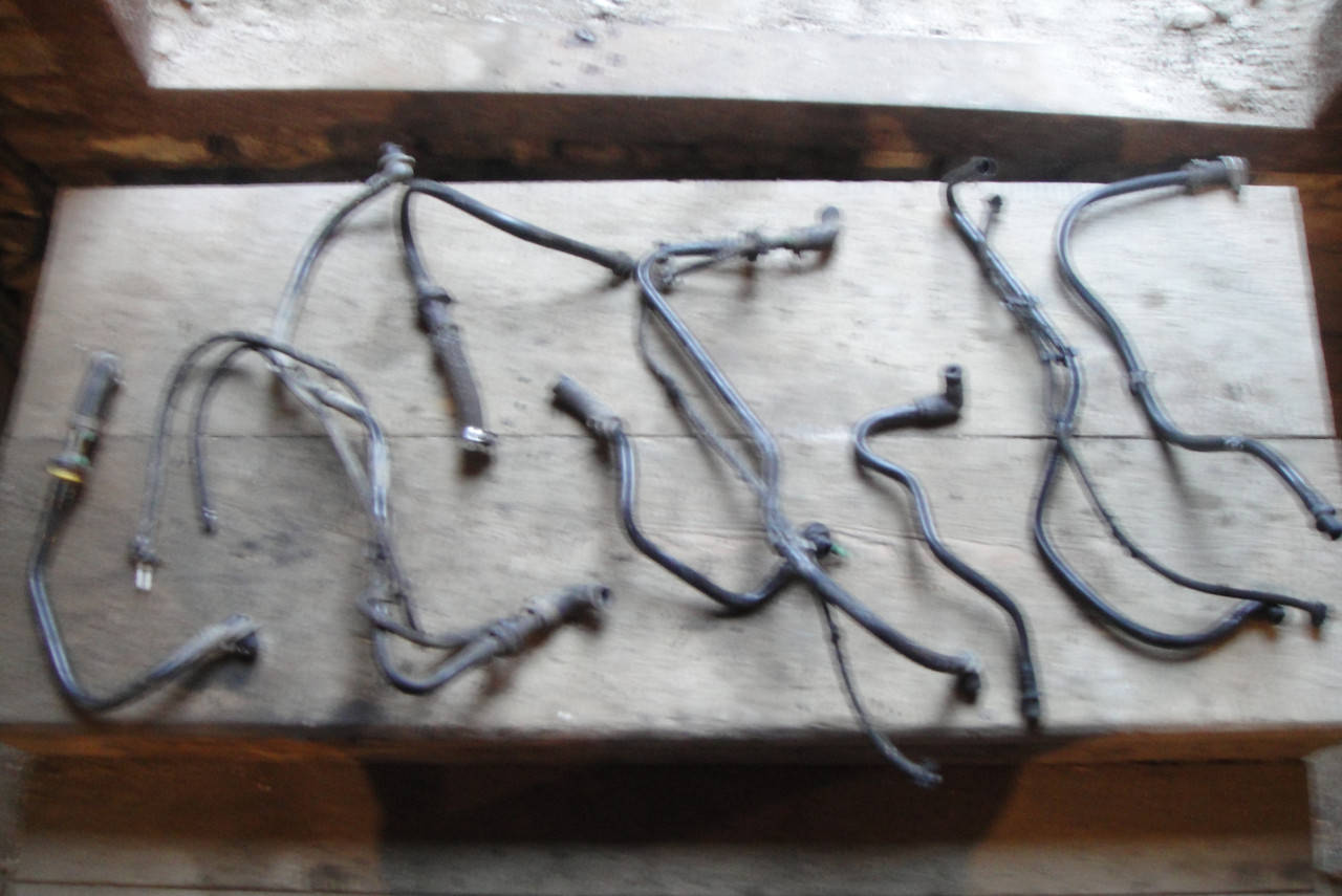 

Вакуумная трубка Пассат Гольф