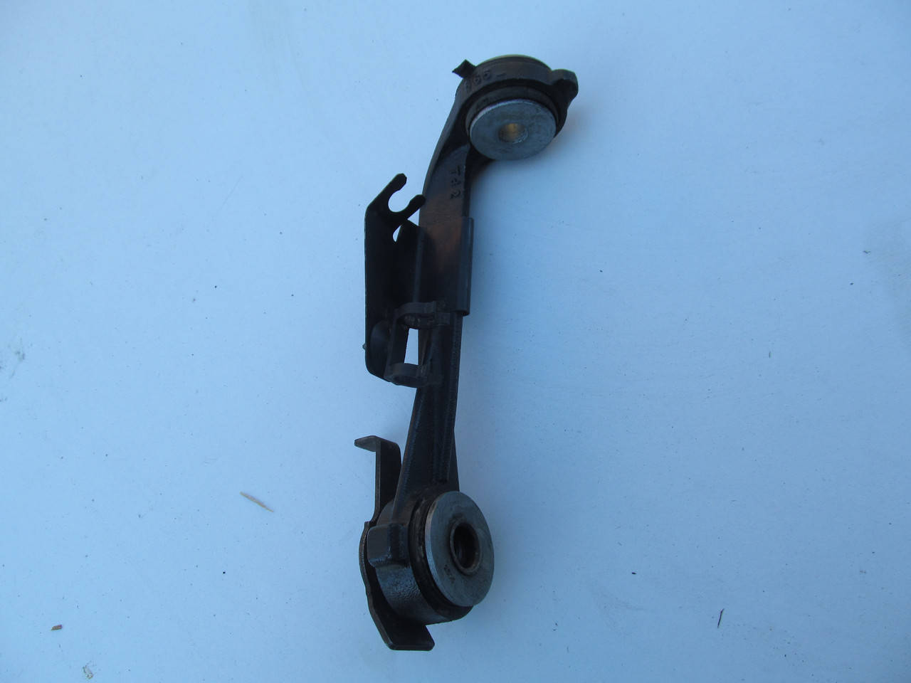 

Кронштейн балки левый renault trafic opel vivaro nissan primastar крепление передней подвески подрамника 01-14