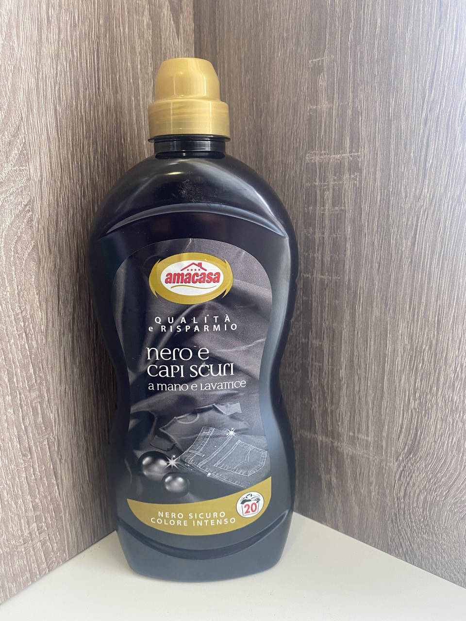 

Гель для стирки черных вещей Amacasa 1000 мл