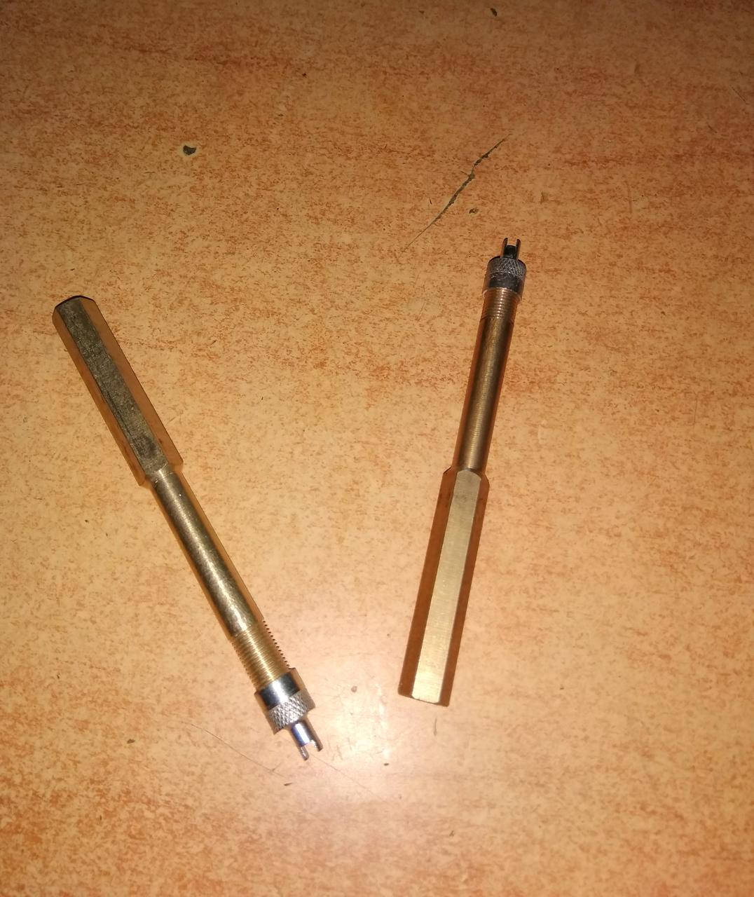 

Удлинитель вентиля подкачки колеса ГАЗЕЛЬ латунь 10см