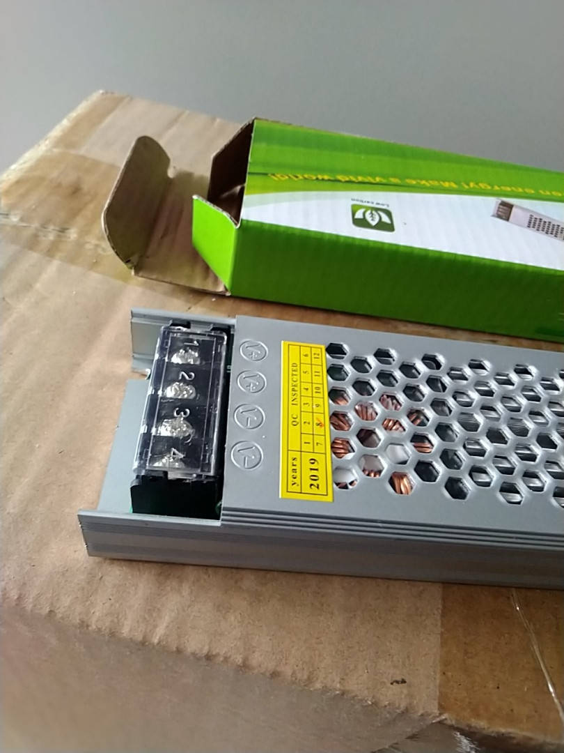 

Блок питания 12 Вольт BPU-400