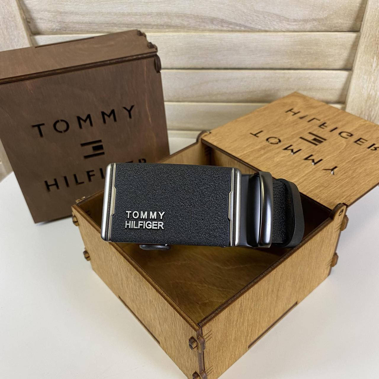 

Мужской кожаный ремень автомат черный в стиле Tommy Hilfiger, пояс из натуральной кожи Томми Хилфигер