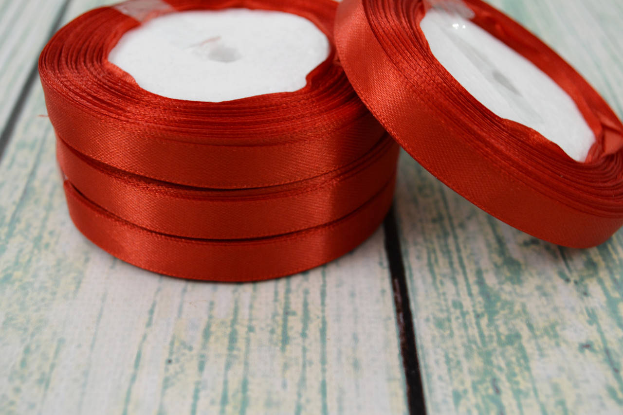 

Лента атласная 10мм (22метра), цвет - красный