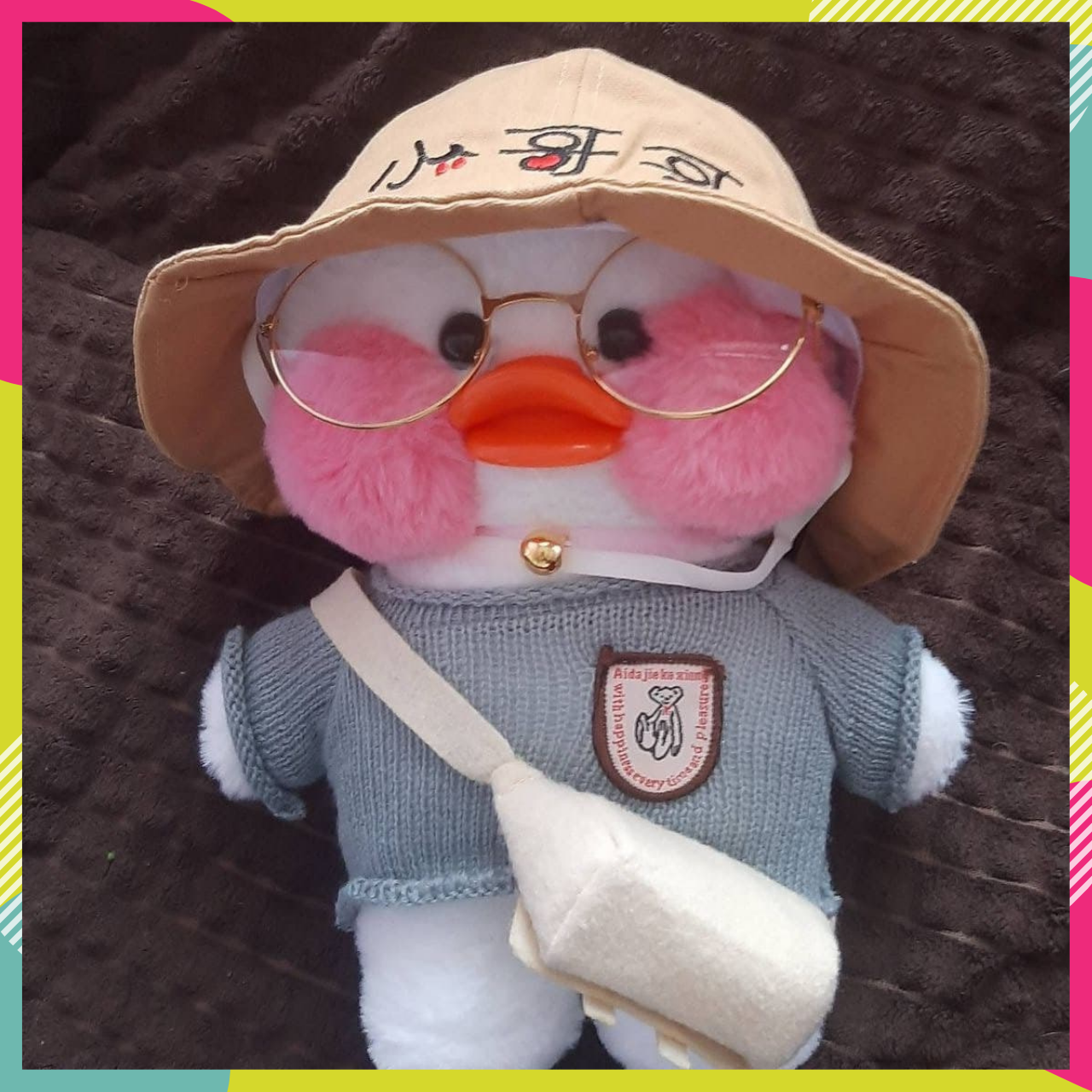 

Оригинальная Утка Лалафан Lalafanfan Duck в одежде 30 см уточка в сером свитере с панамкой, Белый