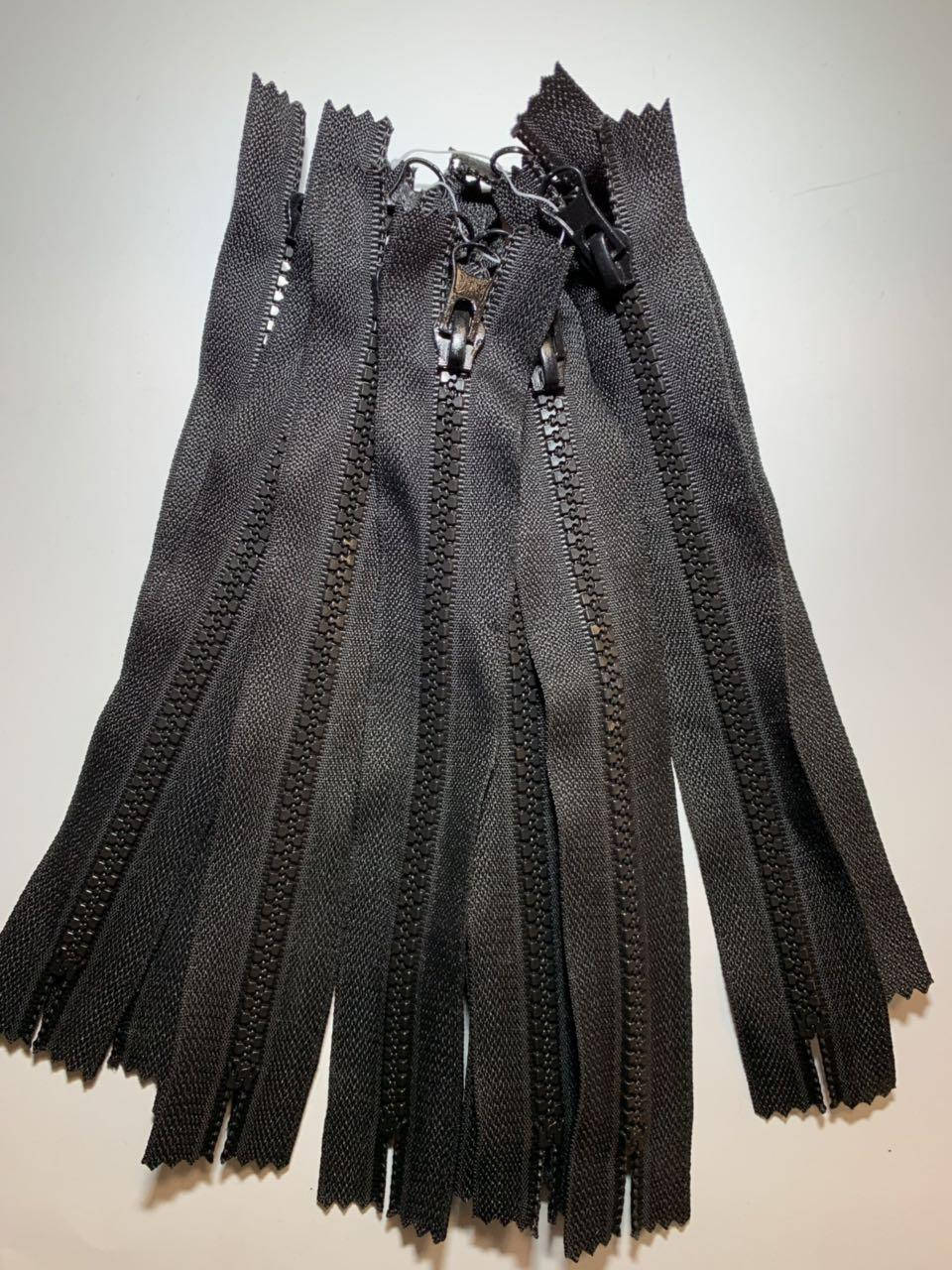 

Застібка (блискавка) "Тракторна" 16см №6 Чрна S-580