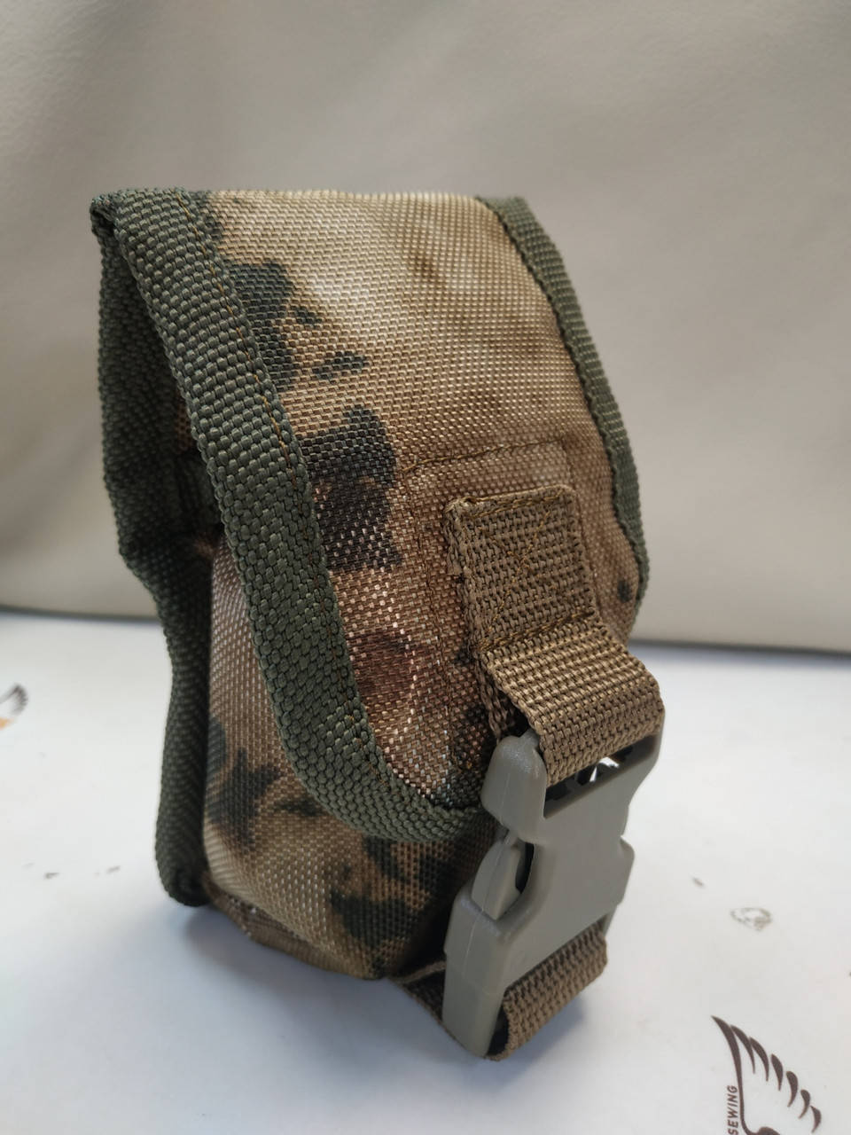 

Подсумок тактический для гранаты мультикам, система МОЛЛИ. Cordura 1100D.