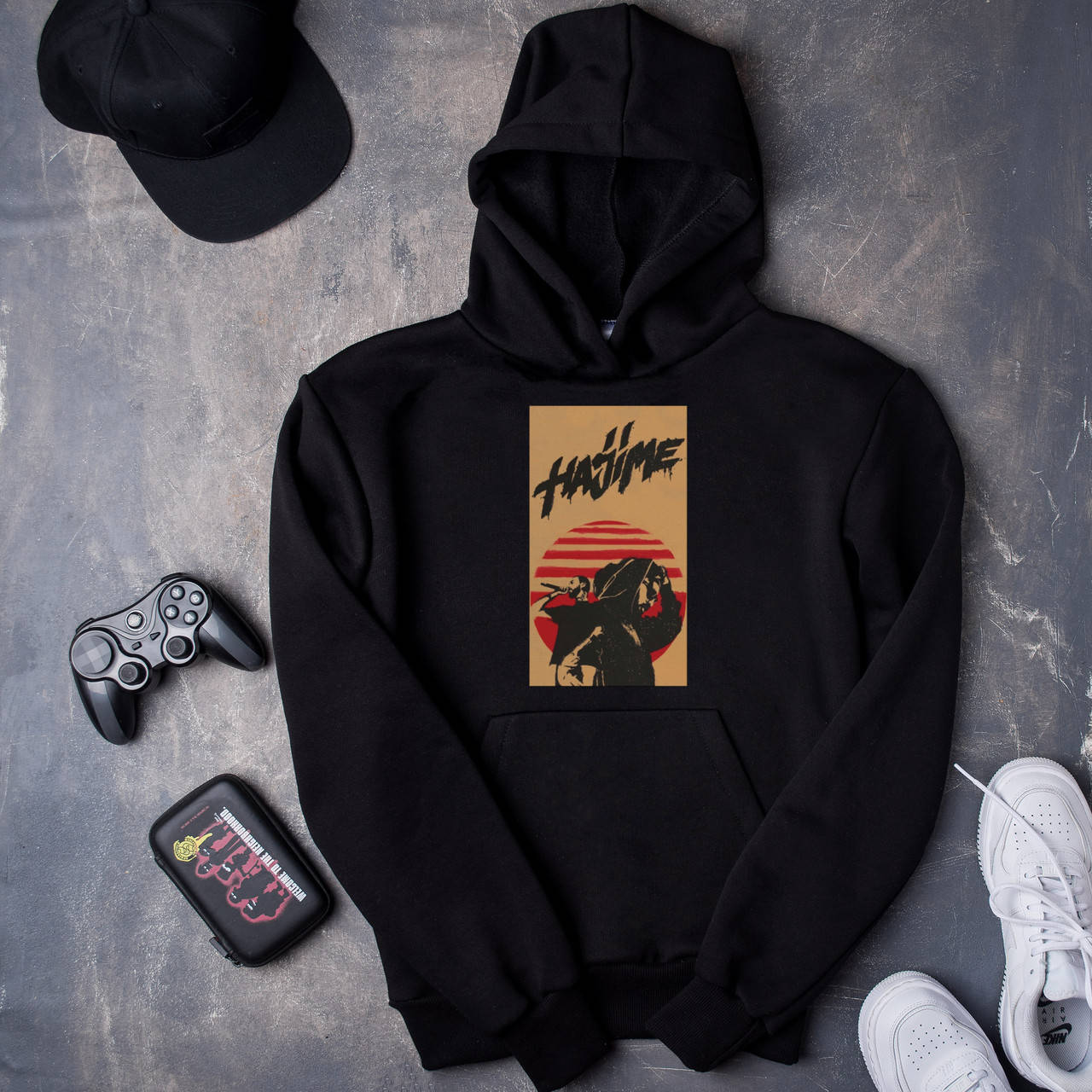 

Классный худи с словами песни "Hajime коричневый" M, Черный