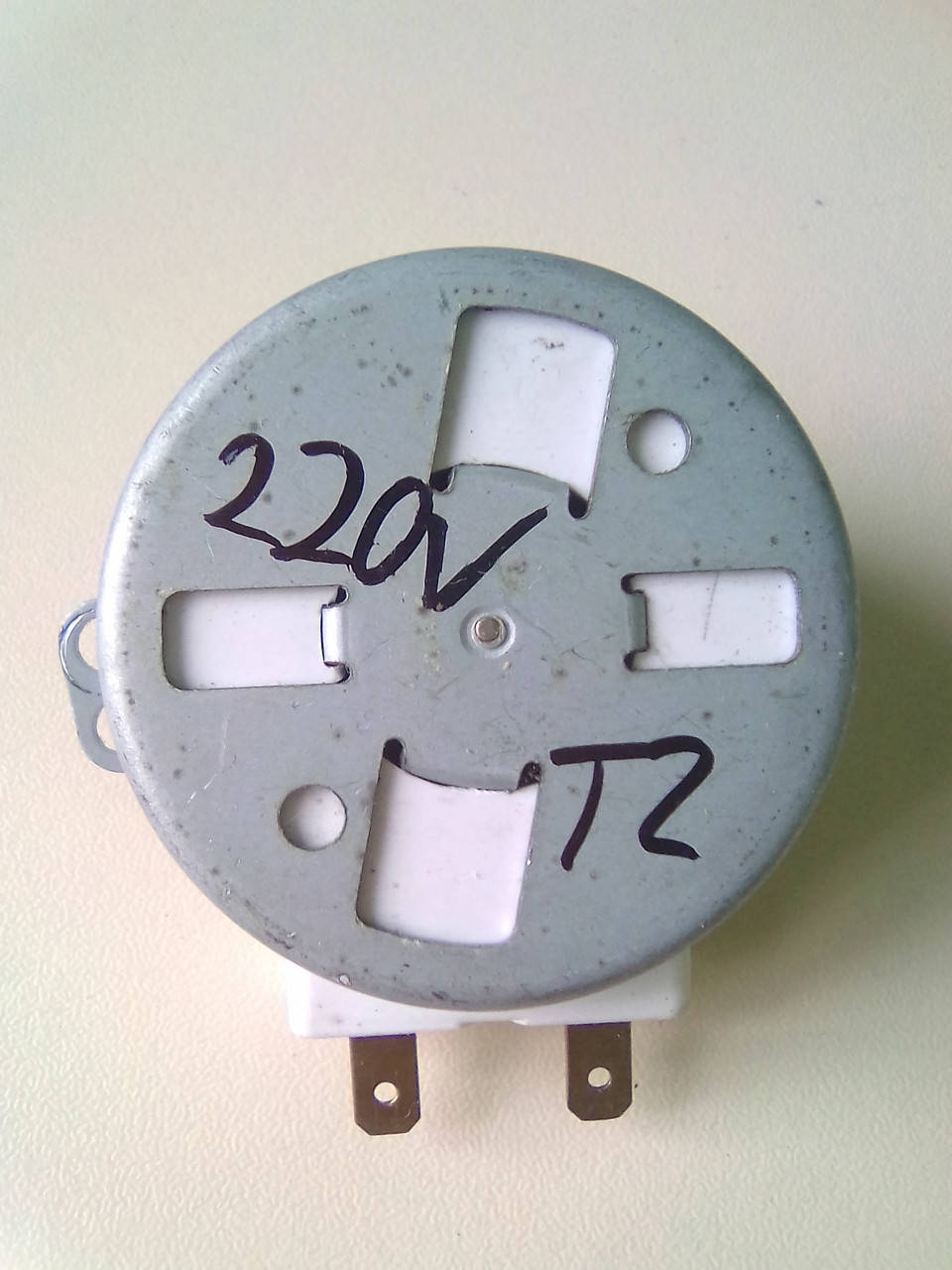 

Моторчик микроволновой печи 220V T2 б / у