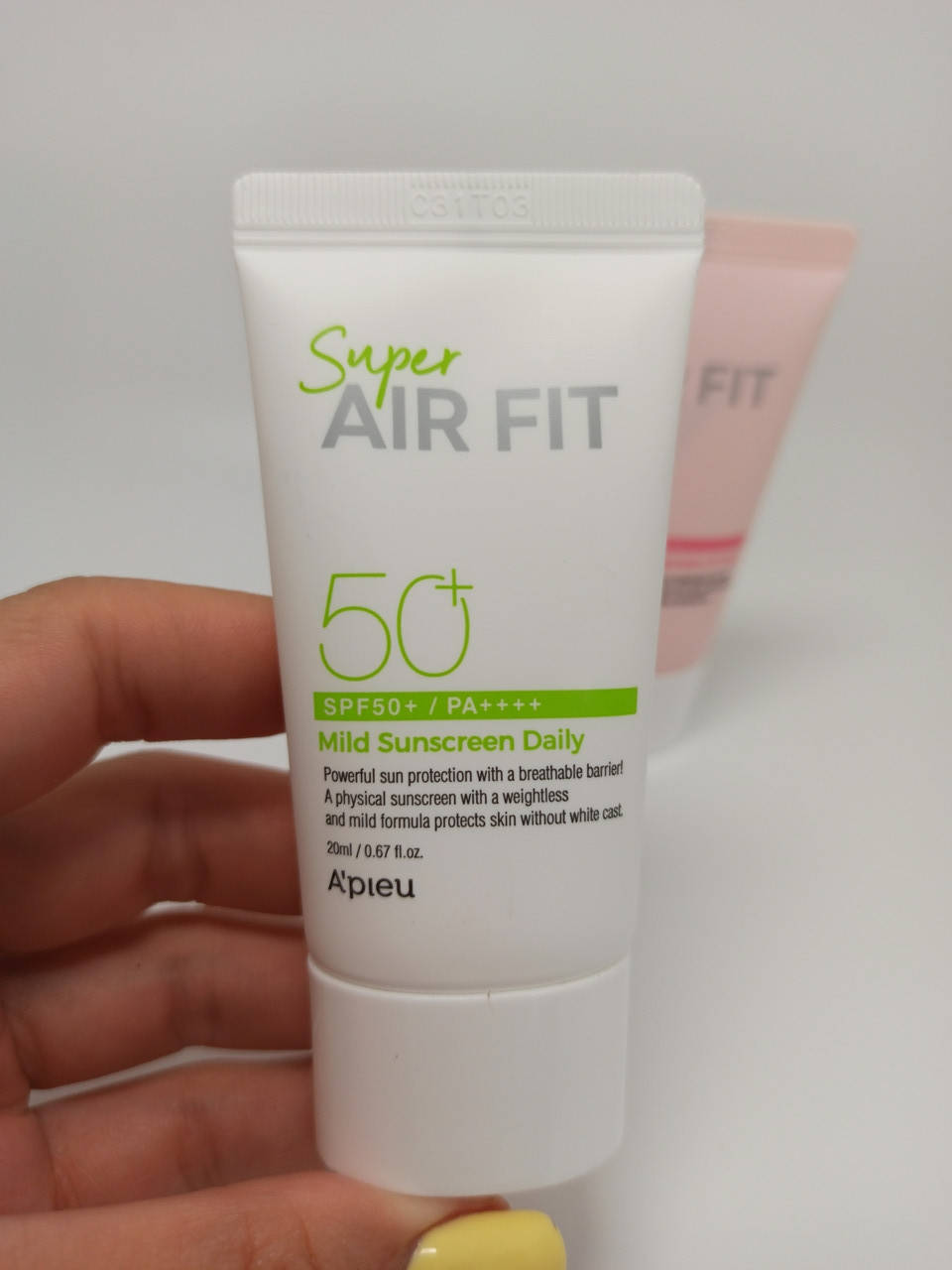 

Мини версия солнцезащитного крема A’pieu Super Air Fit Sunscreen 20 мл Успокаивающий крем