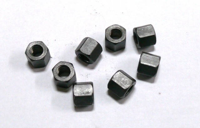 

Гайка шпильки цилиндров МТ ( 8шт.-1ком. )