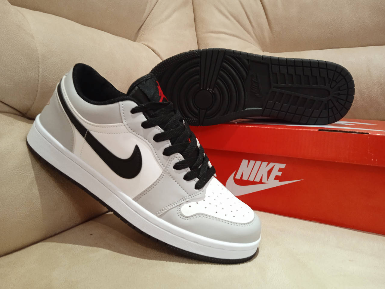 

Кроссовки Nike Air Jordan Кожа! 42, Серый