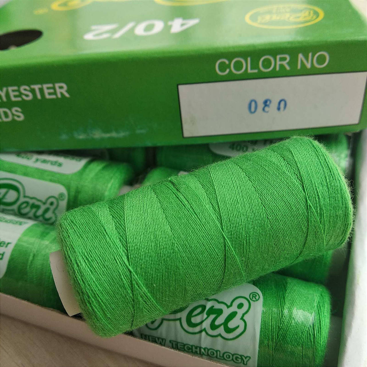 

Нитки Peri №40 котушка 400 ярд, зелена (080), Зелёный