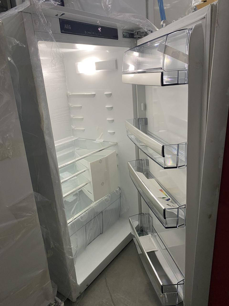 

НОВИЙ Холодильник AEG skb810e1af 100/55 вбудований встраиваёмый Італія 2022