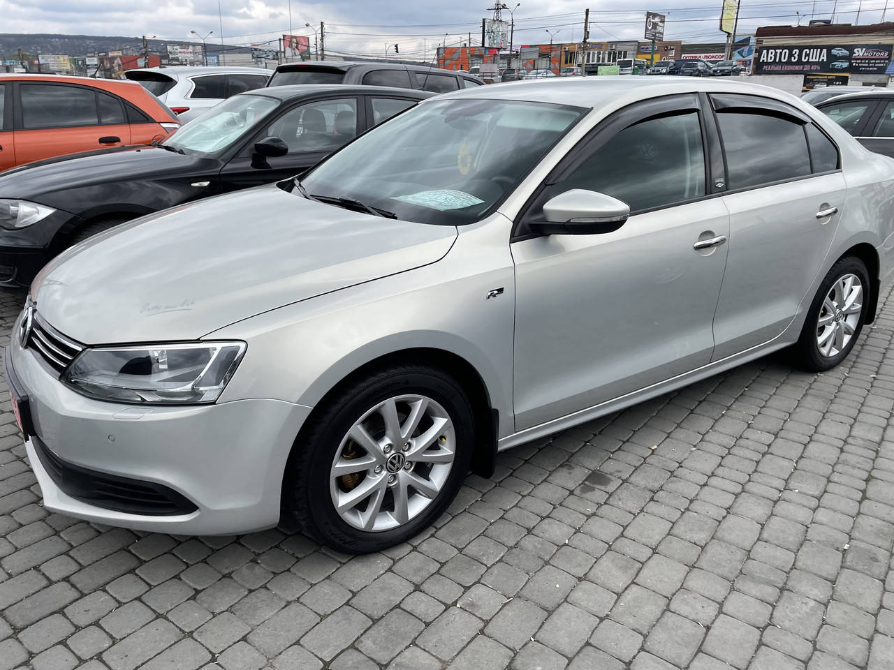 

Дефлекторы окон (ветровики) клеющие / накладные Volkswagen Jetta 2011+ 4шт (Anv)