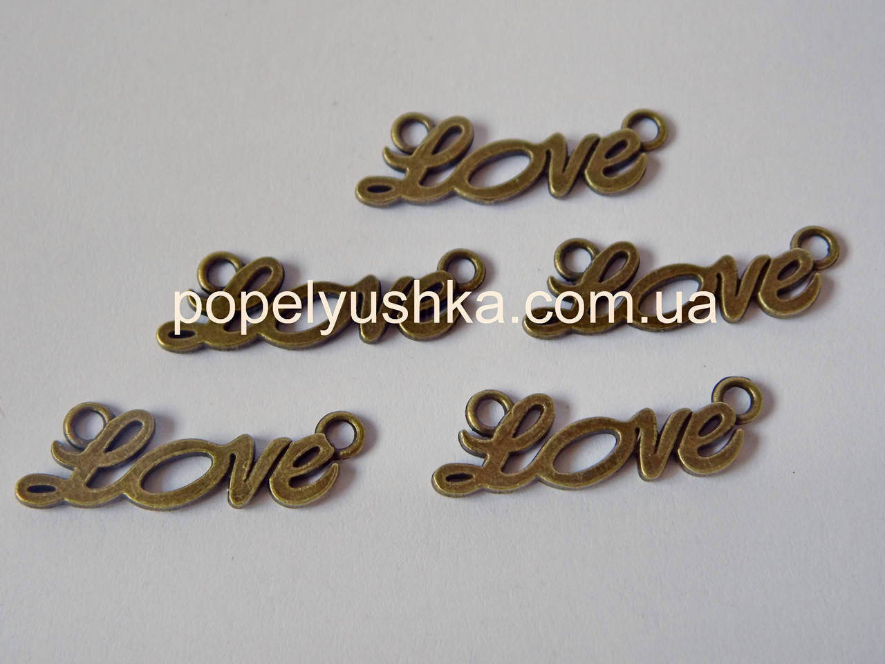 

Мини декор LOVE 3.5 см. Платина (на фото Бронза)