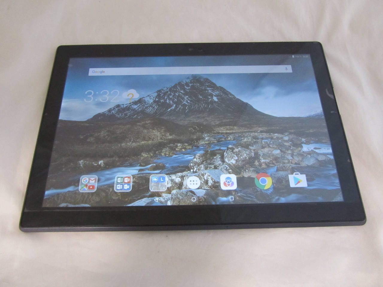 

Планшет Lenovo Tab 4 TB-X304L 2/16GB LTE Black, Черный