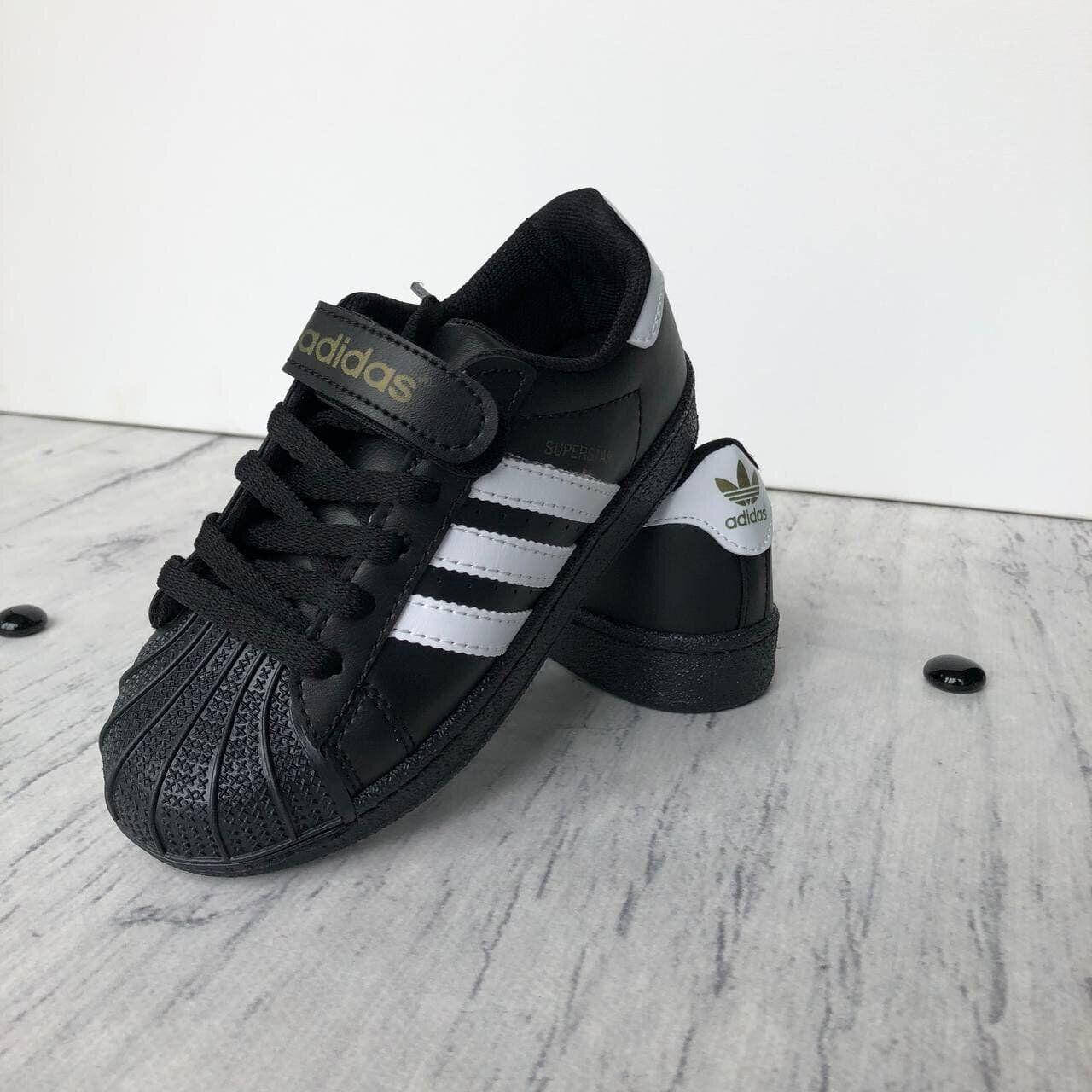 

Кроссовки черные на девочку и мальчика в стиле Adidas 12. Размеры 35