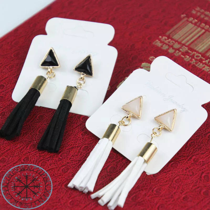 

Элегантные серьги сережки кисть черные и белые кисточки длинные висячие вечернее НОВИНКА Кисти черный цвет