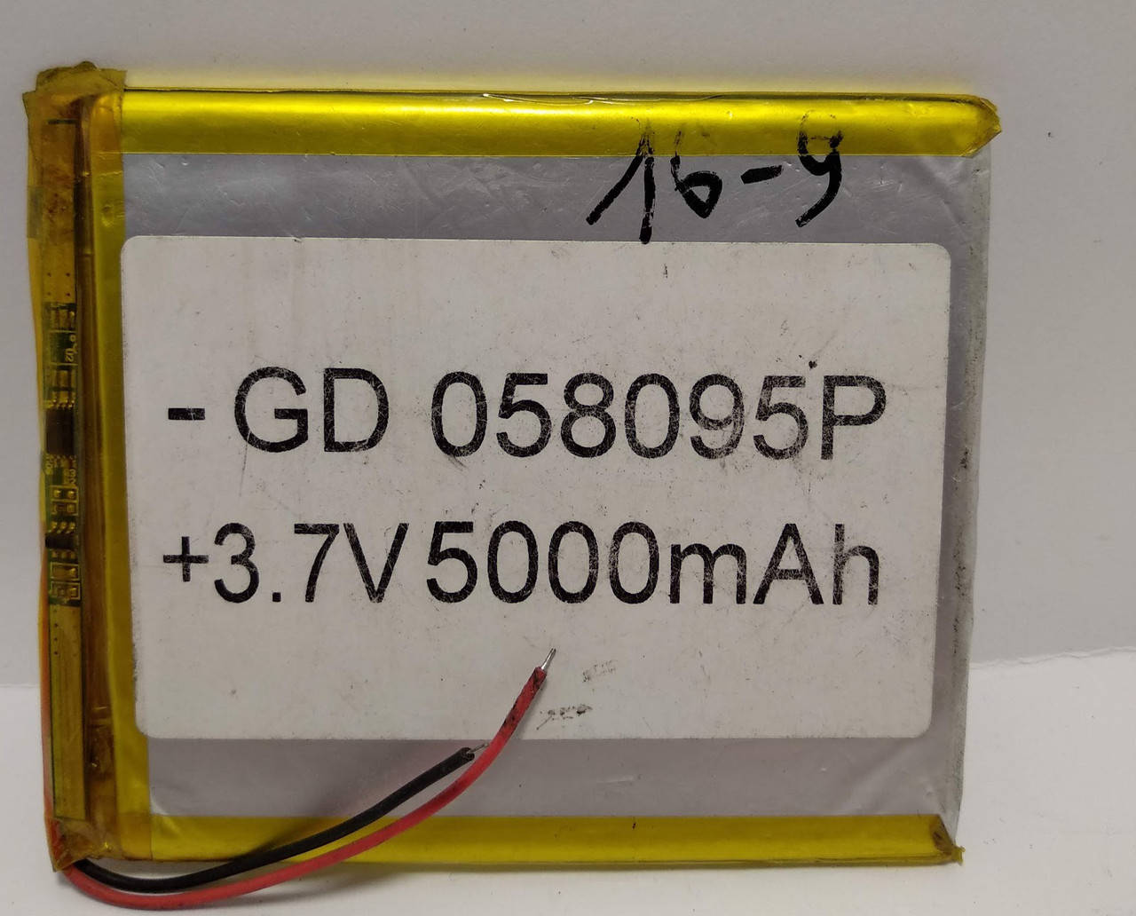 

Внутрішній Акумулятор GD 058095Р (100 * 80 * 3,5 5000mAh 3,7V)