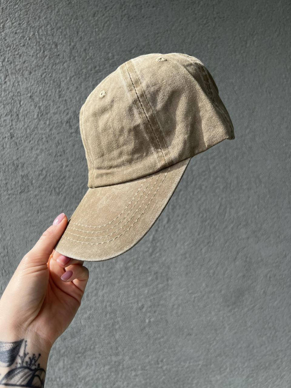 

Кепка мятая хаки