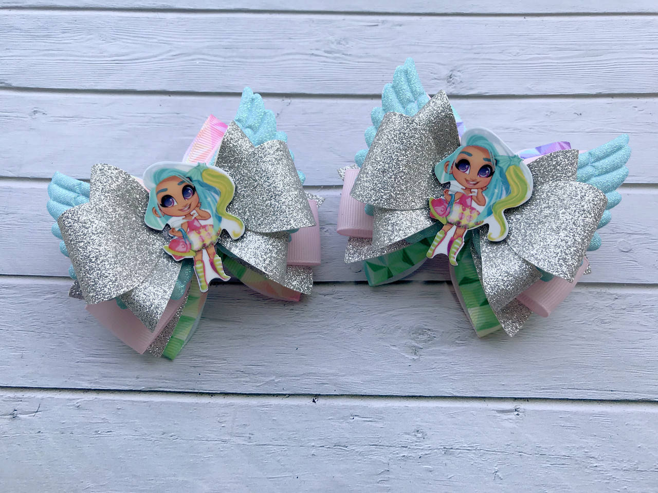 

Бантики на резиночках Куколка Hairdorables Dolls / Хэрдораблс