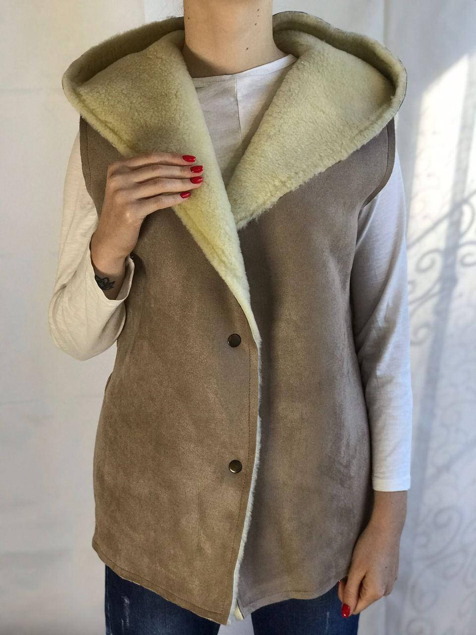 

Жилетка из овчины замшевая с капюшоном S-2XL, жилет из овечьей шерсти, безрукавка из овечьей шерсти